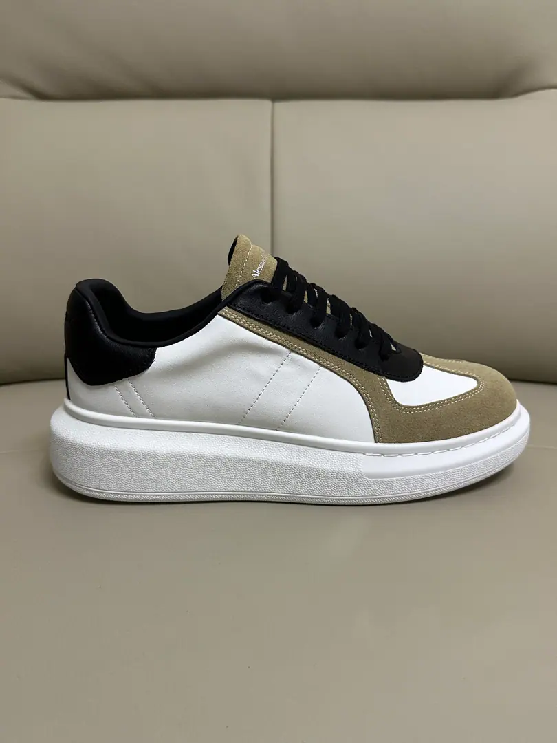 Couple money. Alexander McQUEEN 🏆Fabulous.: Import of original cattle skin materials from Italy. Quality No more color for water. 🏆Uchi.: AThe first Italian import is resistant to the soil..Sweat..Breathe..Comfortable. 🏆Foot.: The top version is imported into the Italian Super Soft Cow. 🏆Otsumi!: PU+The counter.1:1 🏆Shoeboxes.: Original White Box. Plus white caps for double protection..Buffet.Handbag..Accreditation1:1Shade it.4Set.I'll give you a pair of shoes.. 🏆Codes: Women34-41.Men38-46 🏆Remarks（Female size34. 40.41, Men38.45.46Customise, No, no, no..Back.Change）