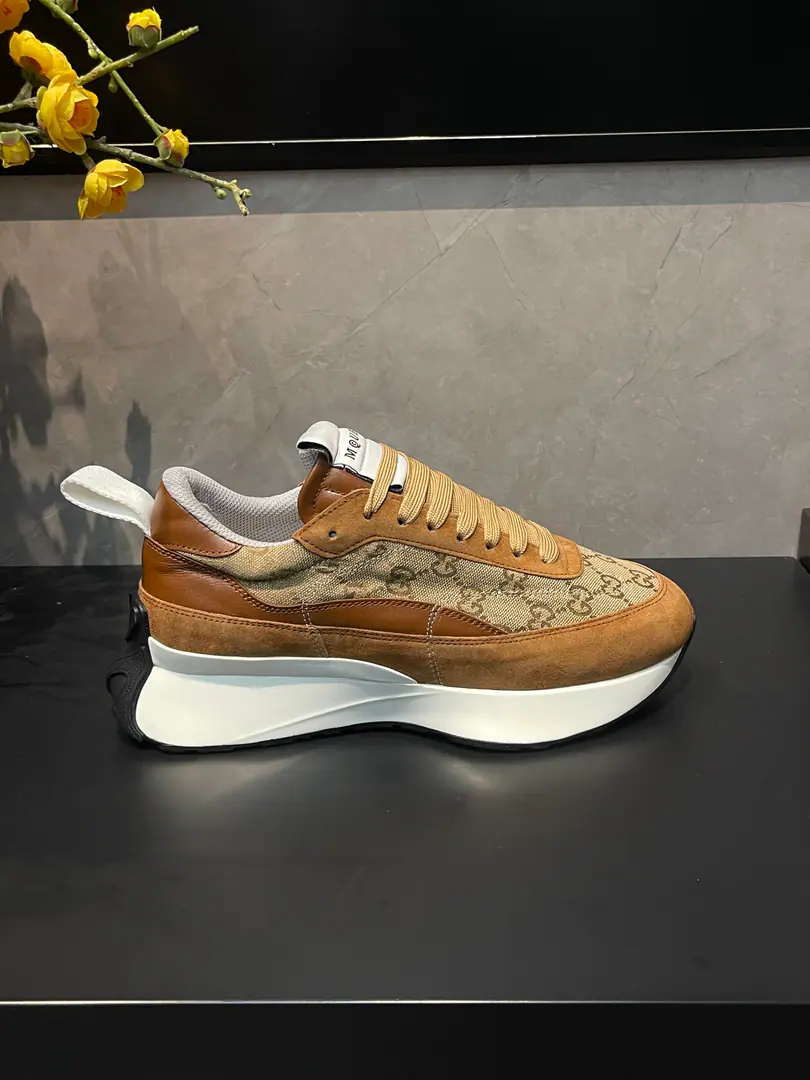 Professional McQueen's Plant.Top Version.Couple money.👫 Alexander McQUEENHigh version upgrades to highest quality again✅ 💪McQueen. Spring, summer, autumn, winter. Top Version Requisition level✅ I'll be the one to join the agency from the front line.🤝 🏆Fabulous.: Italian import quality. No more color for water. 🏆Uchi.: ️AThe first Italian import is in the super-softnet..It's dirty..Sweat..Breathe..Comfortable. 🏆Foot.: The top version is imported into the Italian Super Soft Cow. 🏆Otsumi!: PU+The counter.1:1 🏆Shoeboxes.: Original rice yellow box. Plus white caps for double protection..Buffet.Handbag..Accreditation1:1Shade it.4Set.I'll give you a pair of shoes.. 🖕🏿🖕🏿🖕🏿Shoes belts can be chosen for all the colors of this factory. 🏆Codes: Women34-41.Men38-46 🏆Special Remarks（Female size34. 40.41, Men38.45.46Customise, No, no, no..Back.Change）Please note when you report to the Bully.！We'll win together.🤝