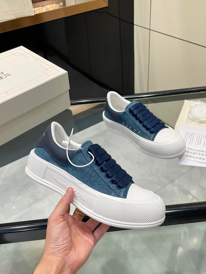 【𝘼𝙡𝙚𝙭𝙖𝙣𝙙𝙚𝙧 𝙈𝙘𝙌𝙪𝙚𝙚𝙣 】Couples.🧑‍🤝‍🧑Top version of paragraph+The chip was launched by the Italian officer network., Spring and summer, the latest thick shell-shelled sneakers series., Purchase of counters, 1: 1Took the perfect grid data in detail., withZPSame as always.❗️Roundhead shell🐚Cover Design, ♪ And sweetly and perfectly thin ♪**❗️Give originals full⭕️Packaging, ⑤All coloured 🔺Customize original special cowboy cloth materials/Customize the tail of the cow skin 🔺Importing silk sheep in the skin. 🔺Import silk sheep.➕Soft emulsion pads. 🔺Original Open Model TopTPUBottom €M35-45 ✔Men45Make a no-refund order., No color change for custom！