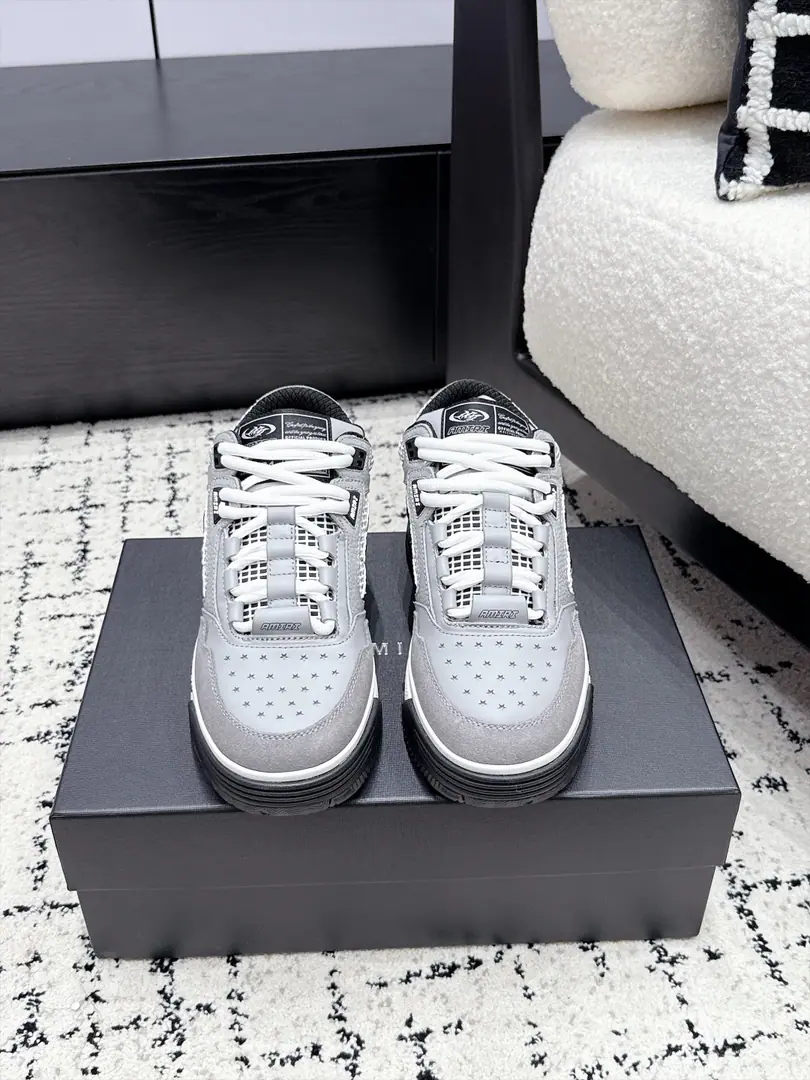 #Top Version Couple money. AMIRI Amir. 26/ LatestMA SkylineSeries Retro. Thick Couple money. Leisure Sports shoes Basketball shoes. Shoes. NewMA SkylineSeries, StereoMA QUADDot, Double-coloured rubber soles combined with skin-skinned shoes, Personal basketball style and leisure shoes., The tidal man must have a single item.. ✔️Fabulous.: Original customized import of head-level cattle skin ✔️Uchi.: The original custom-made air network. ✔️Otsumi!: Original modeling of slide-resistant rubber material ✔️Size: 35-45（Women40 Men45Do it.）