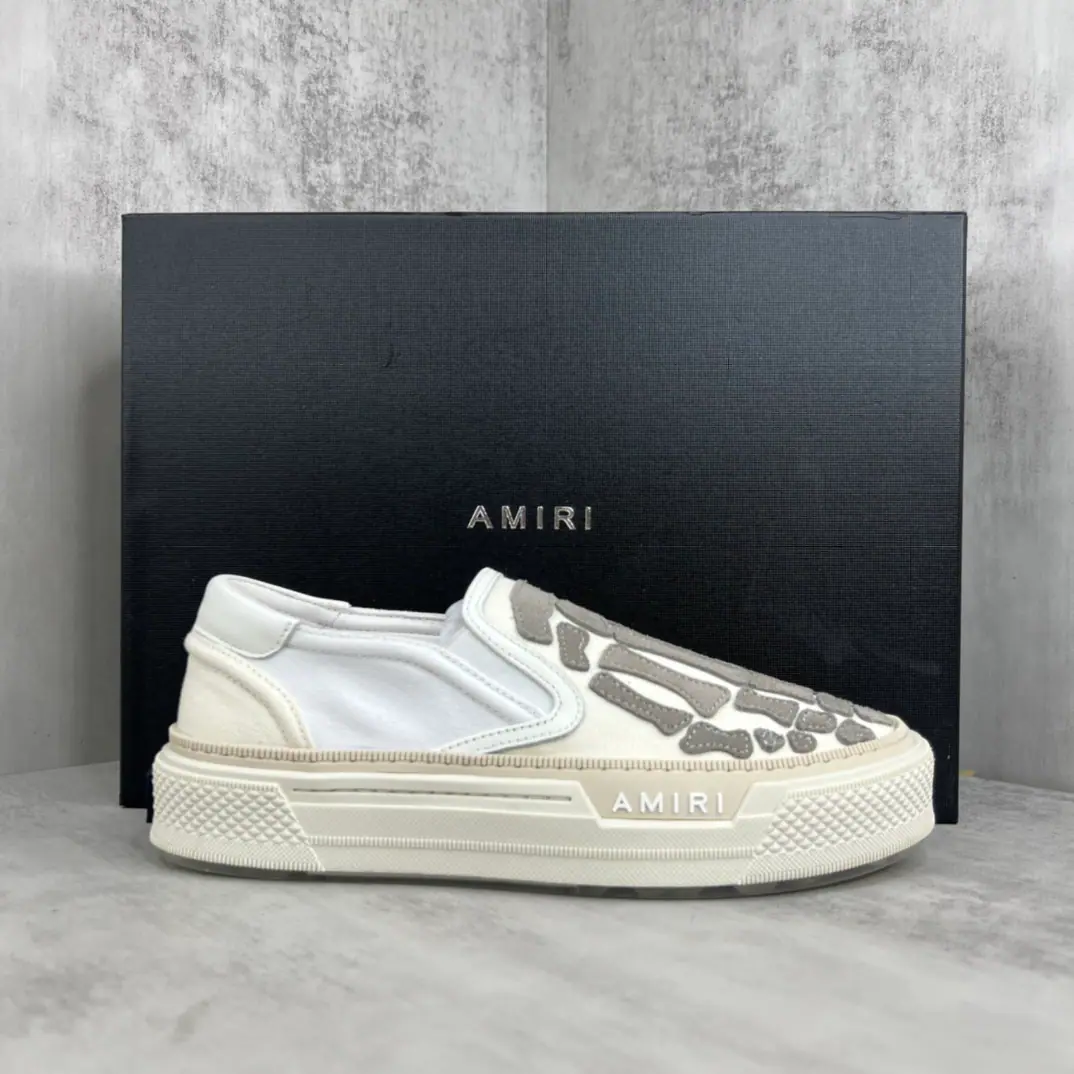 🔥New money up.🔥 Amiri 23ss Summer's new bone and leisure shoes. American luxury brands., It's a very modern feeling., Feel the street culture, ♪ Play the street ♪. A fine job., A lot of stars.！ Imported cattle skin+In the air network.+TPUOtsumi! Codes: 39-44(38.45Do it.）