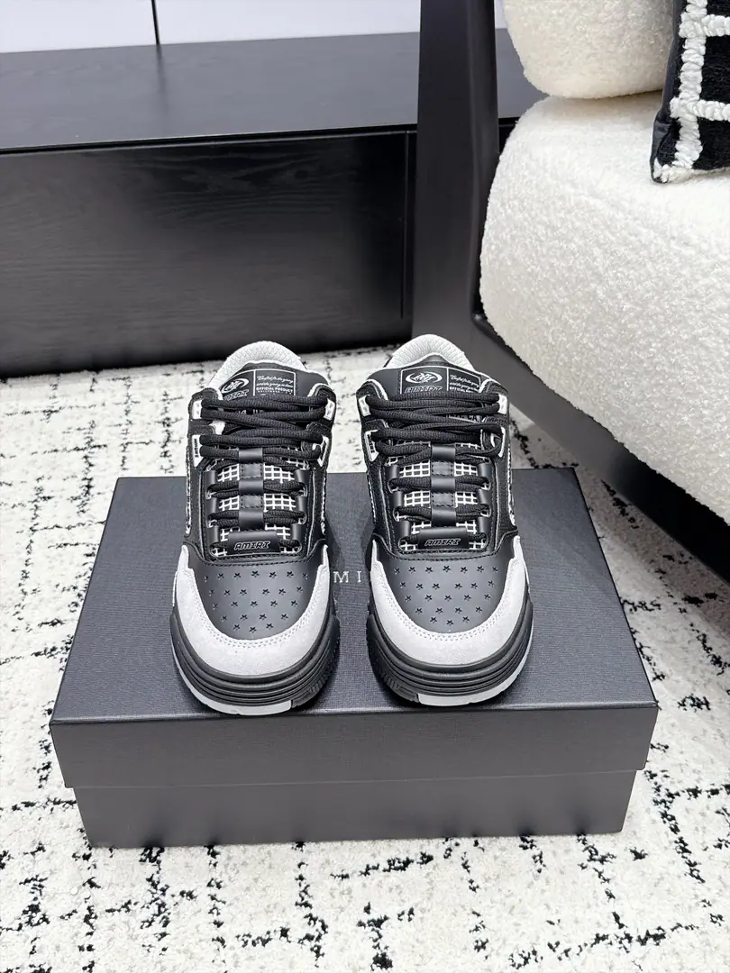 #Top Version Couple money. AMIRI Amir. 26/ LatestMA SkylineSeries Retro. Thick Couple money. Leisure Sports shoes Basketball shoes. Shoes. NewMA SkylineSeries, StereoMA QUADDot, Double-coloured rubber soles combined with skin-skinned shoes, Personal basketball style and leisure shoes., The tidal man must have a single item.. ✔️Fabulous.: Original customized import of head-level cattle skin ✔️Uchi.: The original custom-made air network. ✔️Otsumi!: Original modeling of slide-resistant rubber material ✔️Size: 35-45（Women40 Men45Do it.）