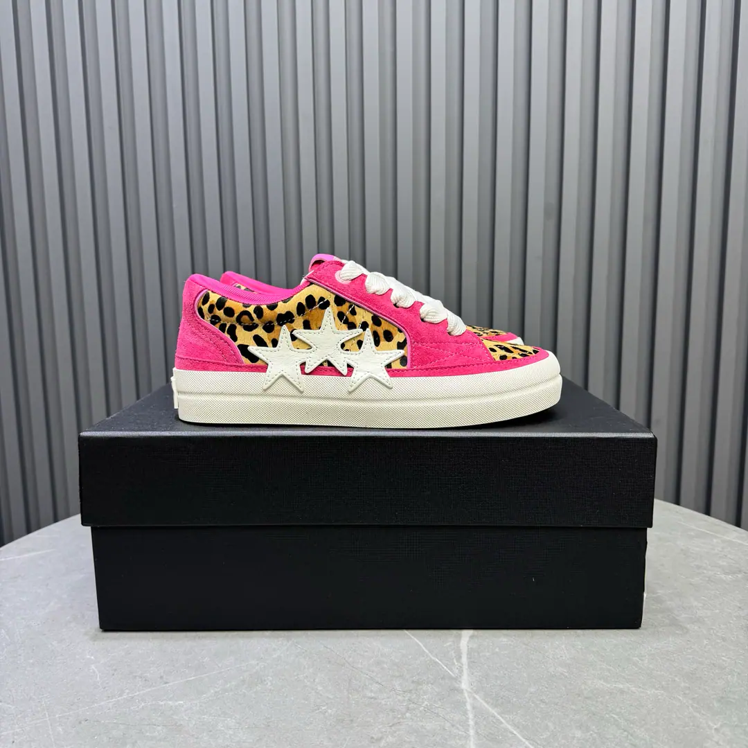 🇨🇳. 🎤🎤 AMIRIEmile's a couple of broken-up shoes.. The recreational leader.. The high street brand with the exclusive bone-bone shoes from Los Angeles., A lot of stars., China's new rapper, White.Gali Wang Yi Bo The red-browser is fighting for his feet., AJ1The shoe-shaped skulls are swollen with bones. ❶Fabulous.:The original is for head-deck skin.➕Double-coated artificial oil side process ❷Same original as Uchi.:CustomiseNikeIn the same grade. (♪ Can't get over ♪) ❸Foot.:The original model is a plasticized one-shoe cushion. ❹Otsumi!:The original factory.1:1Three colors. Original Base ❺Codes:35-46
