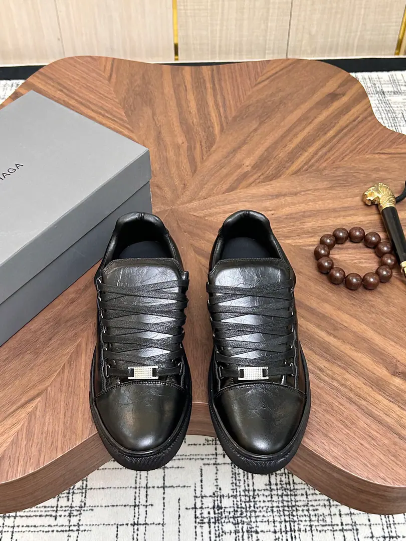 Get out of the factory. 🔥Balenciaga🆕 Parisian.38-45👟