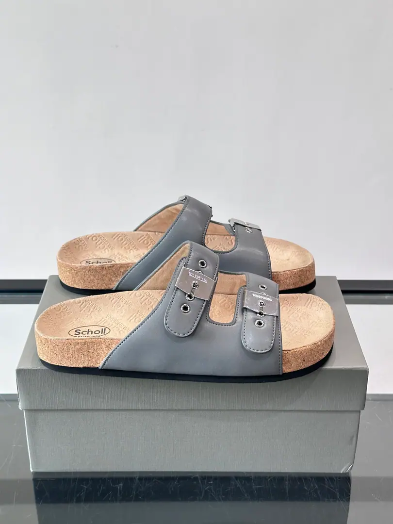 balenciaga&Birkenstock BostonJoint sandals.🩴Shoes., Signal double-banded.+Metal button design, The skin of the cow is so good.！The soles of the softwood shoes fit the bow., Full support., It's nice to wear it for a long time.～The ancient wind is a little light., I can easily handle my day off or my day off., Comfortable and cozy., No wonder it's classic.！✨ size: 39-44（38.45.46Custom）