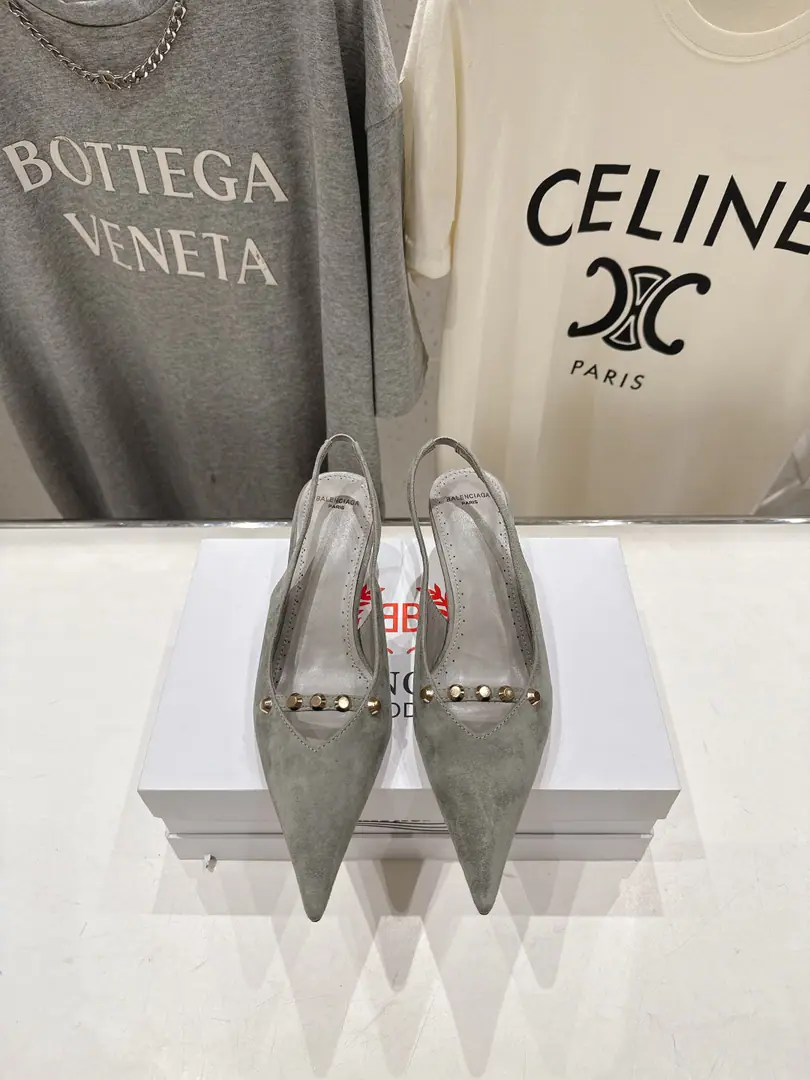 🏧𝐁𝐚𝐥𝐞𝐧𝐜𝐢𝐚𝐠𝐚/The classic Parisian. The stump behind the head is empty. Top Version And make the fun of it. The classics. And not swollen. And pulls the line. No foot-picking at all. The skin is soft. Top foot effect.👍 Customize the original hardware nails. It's really too delicate.～ Import of sheep-coat paste in original Uchi.+A foot-skin. The original Italian is a very big one. He's tall.5.0CM Size35-42 [34.40.41.42Custom]
