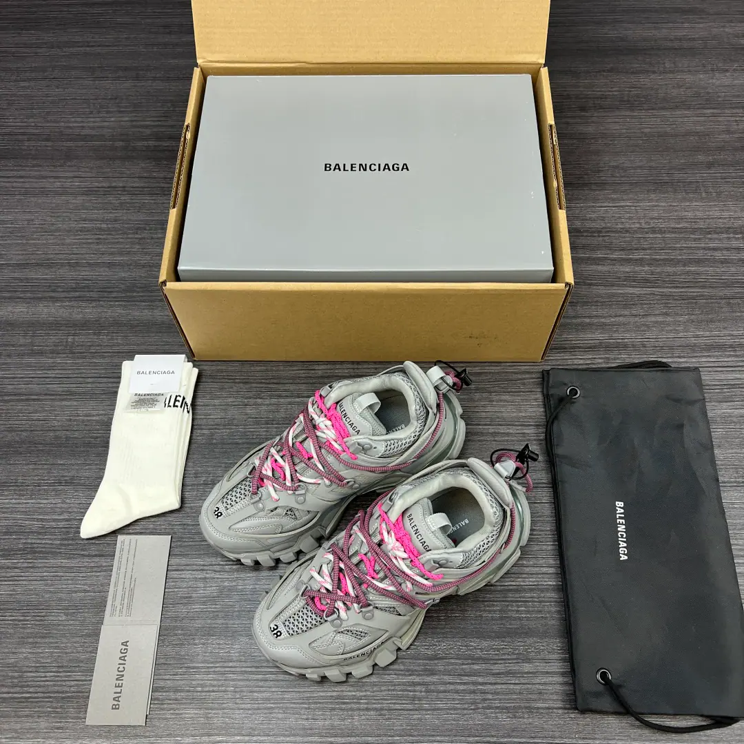 Pure version BalenciagaParisian. Track Trail Circle Head Band Low Gang! Life and leisure shoes. Grey-stied, no beauty's point. Market ceiling Parisian.3.0 Three generations of outdoor concept shoes. Balenciaga Sneaker Tess s.Gomma MAILLE WHITE/ORANGE Pure version All details are cross-referenced.*Repeat The original big box. Every detail is worth a little detail. Revert the configuration.. Packaging:Packing of the full set of accessories for the reinforced aircraft！ Codes:35-46Code（Positive）Aircraft box+10 Socks.+15