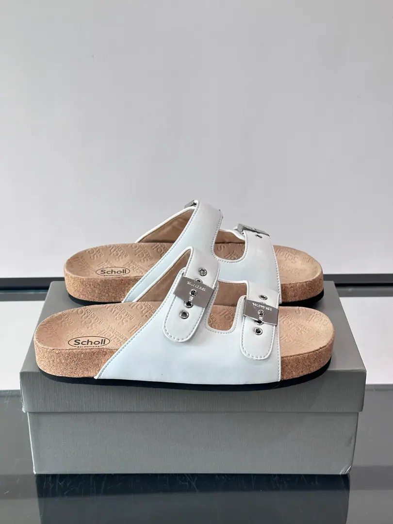 balenciaga&Birkenstock BostonJoint sandals.🩴Shoes., Signal double-banded.+Metal button design, The skin of the cow is so good.！The soles of the softwood shoes fit the bow., Full support., It's nice to wear it for a long time.～The ancient wind is a little light., I can easily handle my day off or my day off., Comfortable and cozy., No wonder it's classic.！✨ size: 39-44（38.45.46Custom）