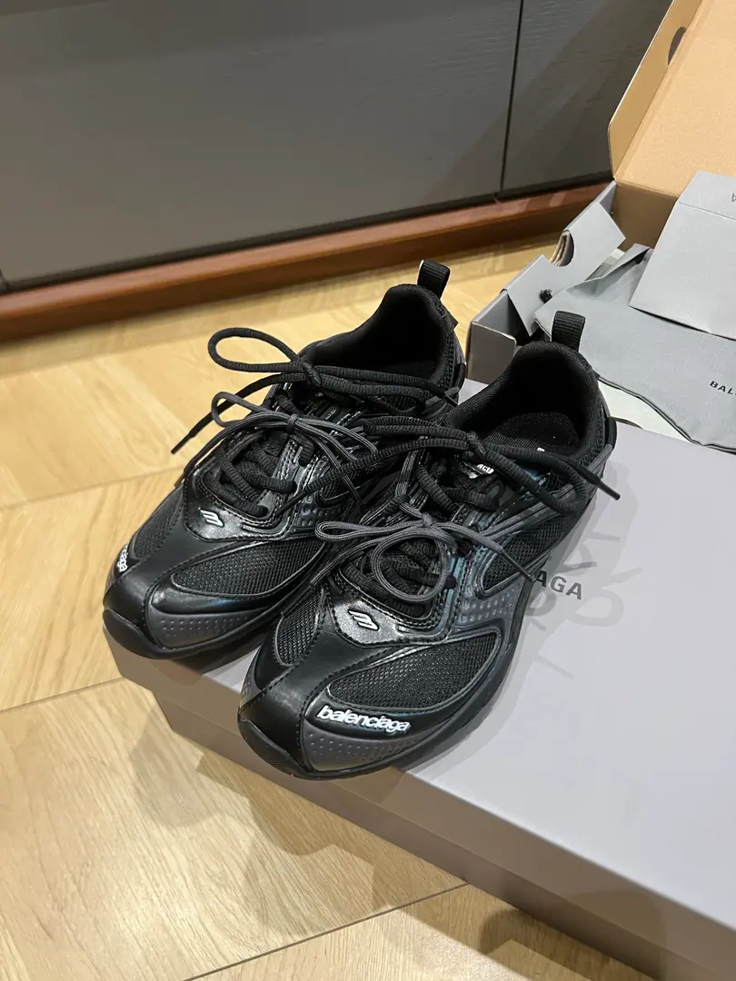 Top Quality Balen*ciaga*26New paragraphRadarSports shoes//Technical and scientific material portfolio/Inside the fabric.//Source Base Details size👫35/36/37/38/39/40/41/42/43/44/45/Freeze!46No re-election.