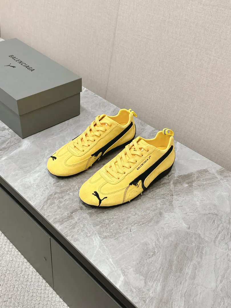 Balenciaga x PumaPuma's latest joint payment. - Tetsu. Parisian show shows the highest singles. So many stars, fashion masters, grow grass. The classic BMW shoes are the original. ➕The same destruction process as the upper house. The only thing that can come up with this is the old shit. I just want to say it's cool.！The Bulma classics give it a different definition. The only thing that's dirty with the old shoe is his soul. The skin is for imported cattle. It's a cow's skin inside. OriginalTPUThe bottom is particularly soft.Size: 35-44