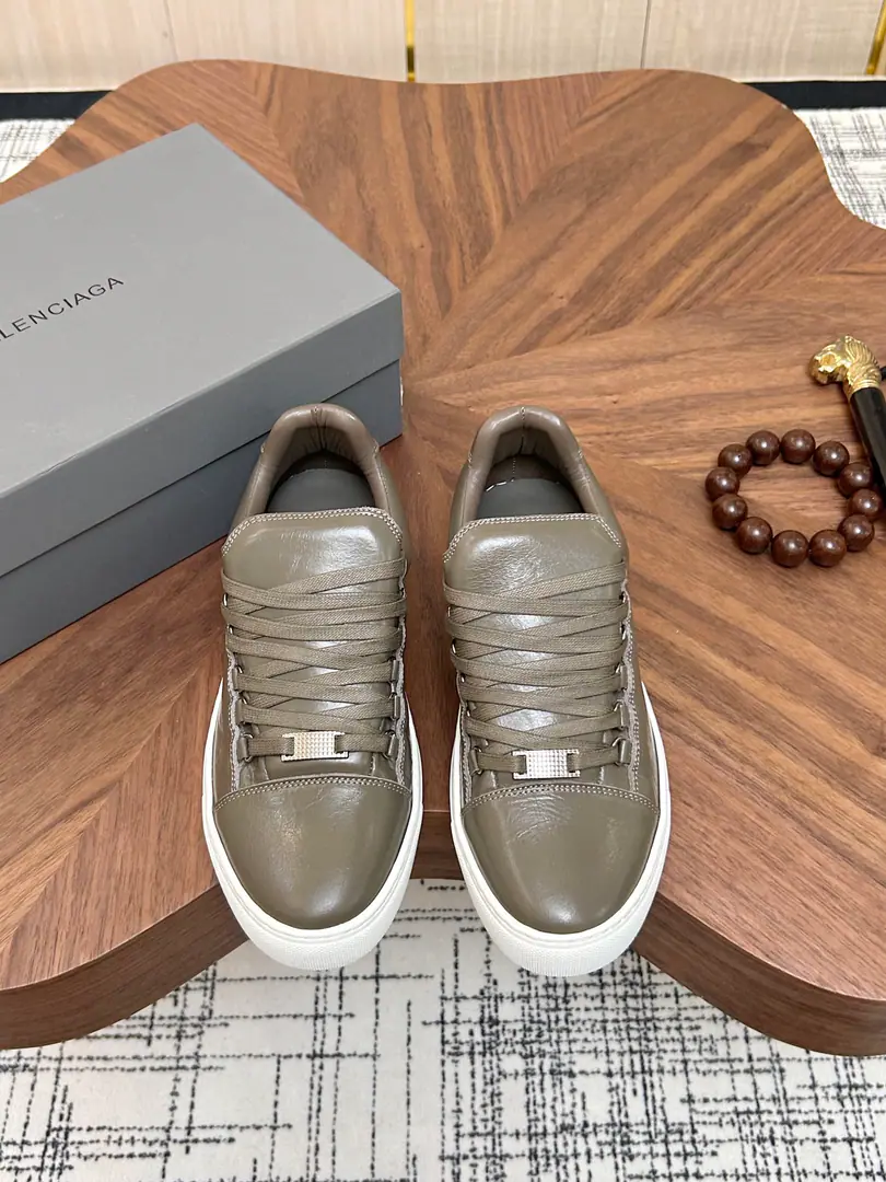 Get out of the factory. 🔥Balenciaga🆕 Parisian.38-45👟