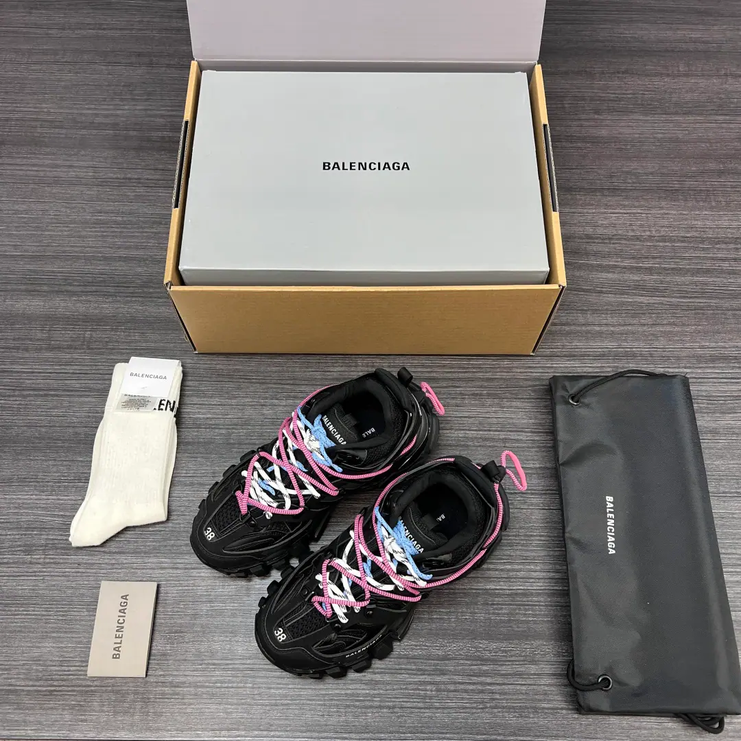 Pure version BalenciagaParisian. Track Trail Circle Head Band Low Gang! Life and leisure shoes. Orange and yellow. No beauty. Market ceiling Parisian.3.0 Three generations of outdoor concept shoes. Balenciaga Sneaker Tess s.Gomma MAILLE WHITE/ORANGE Pure version All details are cross-referenced.*Repeat The original big box. Every detail is worth a little detail. Revert the configuration.. Packaging:Packing of the full set of accessories for the reinforced aircraft！ Codes:35-46Code（Positive）Aircraft box+10 Socks.+15