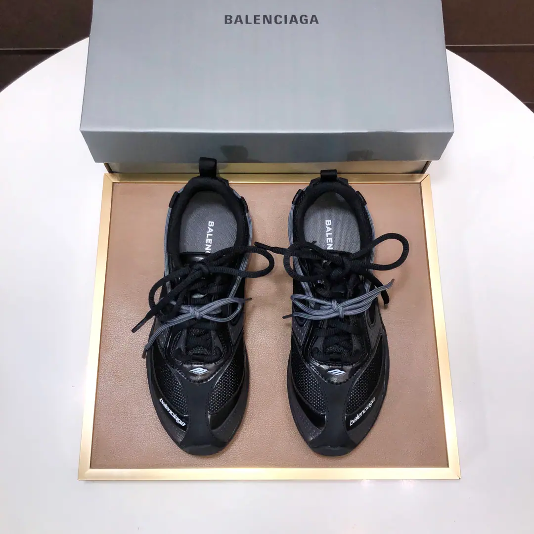 Plant Parisian.2026Latest🔥𝗕𝗔𝗟𝗘𝗡𝗖𝗜*The plain version of the big bottom The sneakers are strong. Rework. All the accessories are ordered to produce a tailor-made film. Correct font embroidery Thick, Location, Size is correct. SideTPU Aero-hole matching I.O.D., TPUSoft Original unamended ”Balenciaga“ Otsumi!LOGO Stereo.🌴 🎯 Material: Original custom custom-made special skin＋The netting. 🎯 Uchi.: Nebula 🎯 Shoes under the sole.: Original OpenTPUOtsumi! 🎯 size: Women35-40 Men39-46