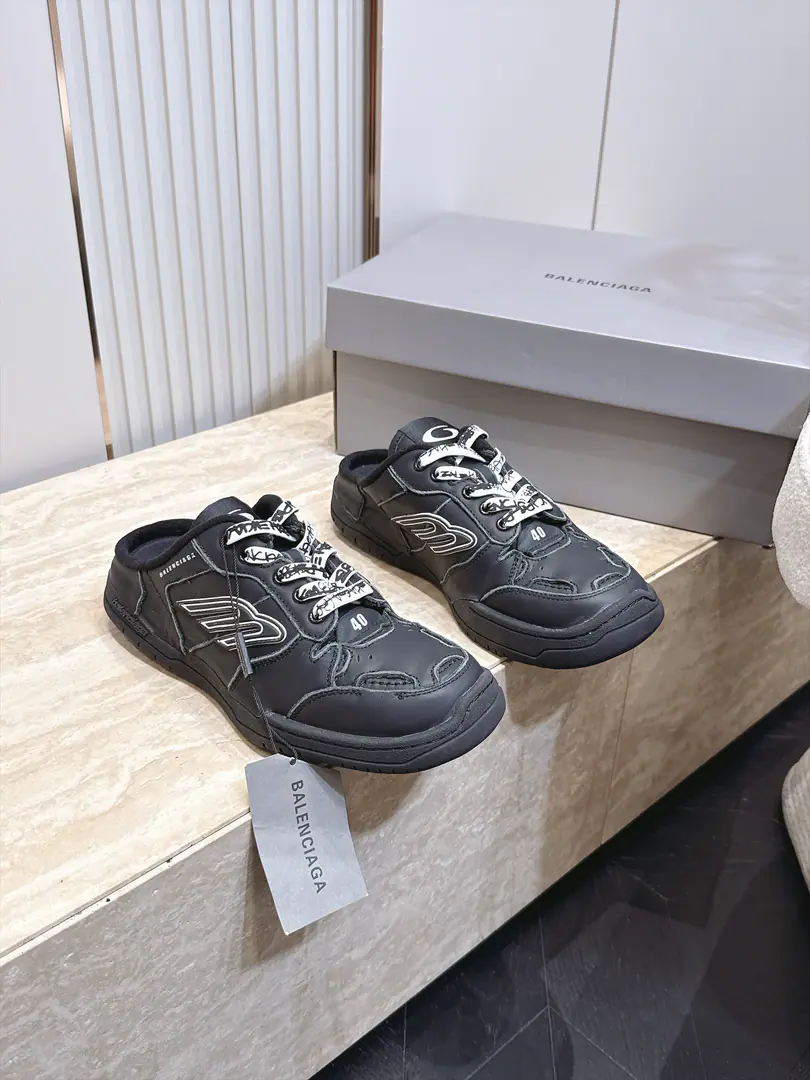 Half-drawn. Top BALENCIAGA Parisian.26 Latest Monday Ultra The ancient belt. Couple money. Leisure shoes. Half-drawn. Paris is a fire., This is a perfect design., A very wide-footed sister. Shoes are ester-based. nylon and polyurethane produced It's a step up from the surface and the comforts. The back heel has a weasel and a lass. The outside and the back. Balenciaga Marking Shoes. unity sports icon Artwork ♪ Shoe tongues on the3B sports icon Artwork In the fabric, you're putting feet on the inside.. Codes: 35-45