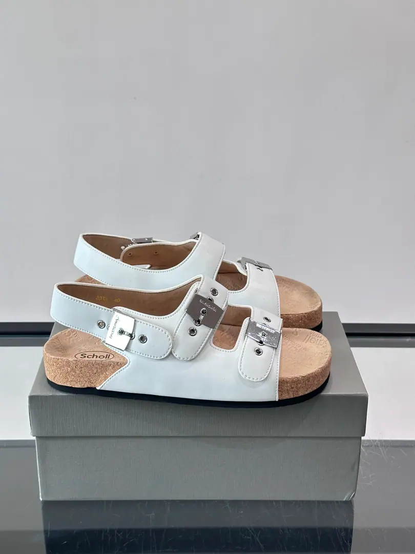 balenciaga&Birkenstock BostonJoint sandals.🩴Shoes., Signal double-banded.+Metal button design, The skin of the cow is so good.！The soles of the softwood shoes fit the bow., Full support., It's nice to wear it for a long time.～The ancient wind is a little light., I can easily handle my day off or my day off., Comfortable and cozy., No wonder it's classic.！✨ size: 39-44（38.45.46Custom）