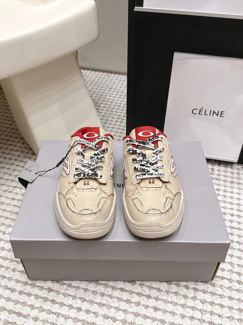 Requisition level BALENCIAGA Parisian.26 Latest Monday Ultra The ancient belt. Couple money. Leisure shoes. Half-drawn. Paris is a fire., This is a perfect design., A very wide-footed sister. Shoes are ester-based. nylon and polyurethane produced It's a step up from the surface and the comforts. The back heel has a weasel and a lass. The outside and the back. Balenciaga Marking Shoes. unity sports icon Artwork ♪ Shoe tongues on the3B sports icon Artwork In the fabric, you're putting feet on the inside.. Size: 35-45
