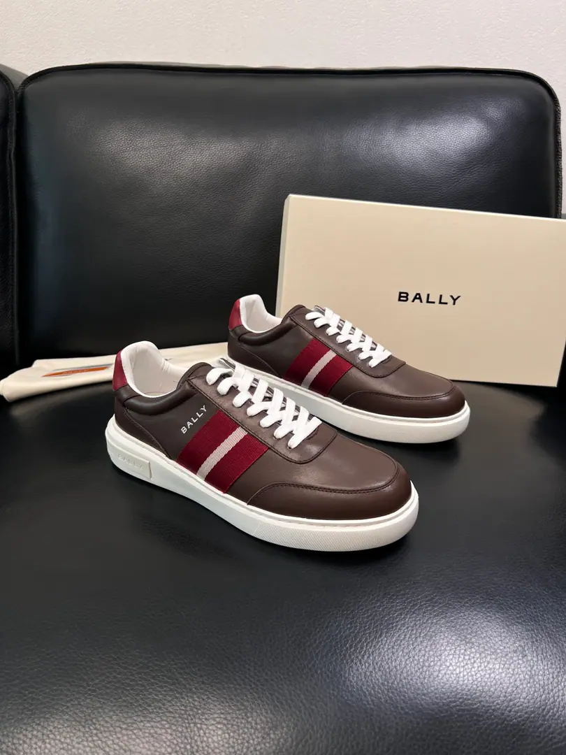 BALLY High Quality Top-level craft Barry. The cabinet is configured with the original plant, The salami is imported into the country., Imported water- dyeed cattle mats, Shoes under the sole.: The original plant is used for the original base., It's super comfortable to be a sole-acting base., The original factory and the single., Welcome to the comparison., Codes 38-44（Sold 45 46）