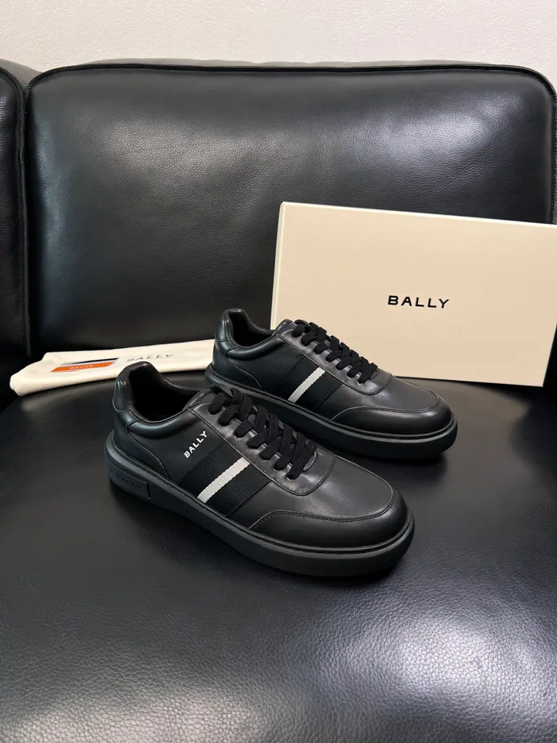 BALLY High Quality Top-level craft Barry. The cabinet is configured with the original plant, The salami is imported into the country., Imported water- dyeed cattle mats, Shoes under the sole.: The original plant is used for the original base., It's super comfortable to be a sole-acting base., The original factory and the single., Welcome to the comparison., Codes 38-44（Sold 45 46）