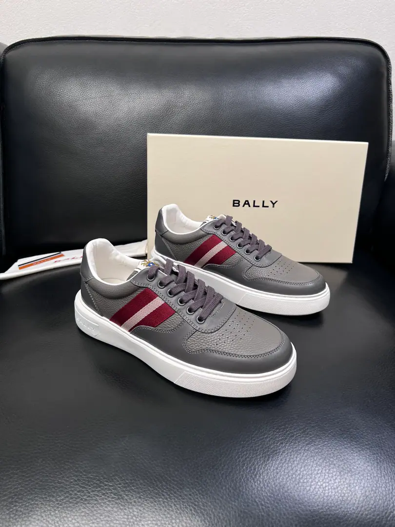BALLY High Quality Top-level craft Barry. The cabinet is configured with the original plant, The salami is imported into the country., Imported water- dyeed cattle mats, Shoes under the sole.: The original plant is used for the original base., It's super comfortable to be a sole-acting base., The original factory and the single., Welcome to the comparison., Codes 38-44（Sold 45 46）