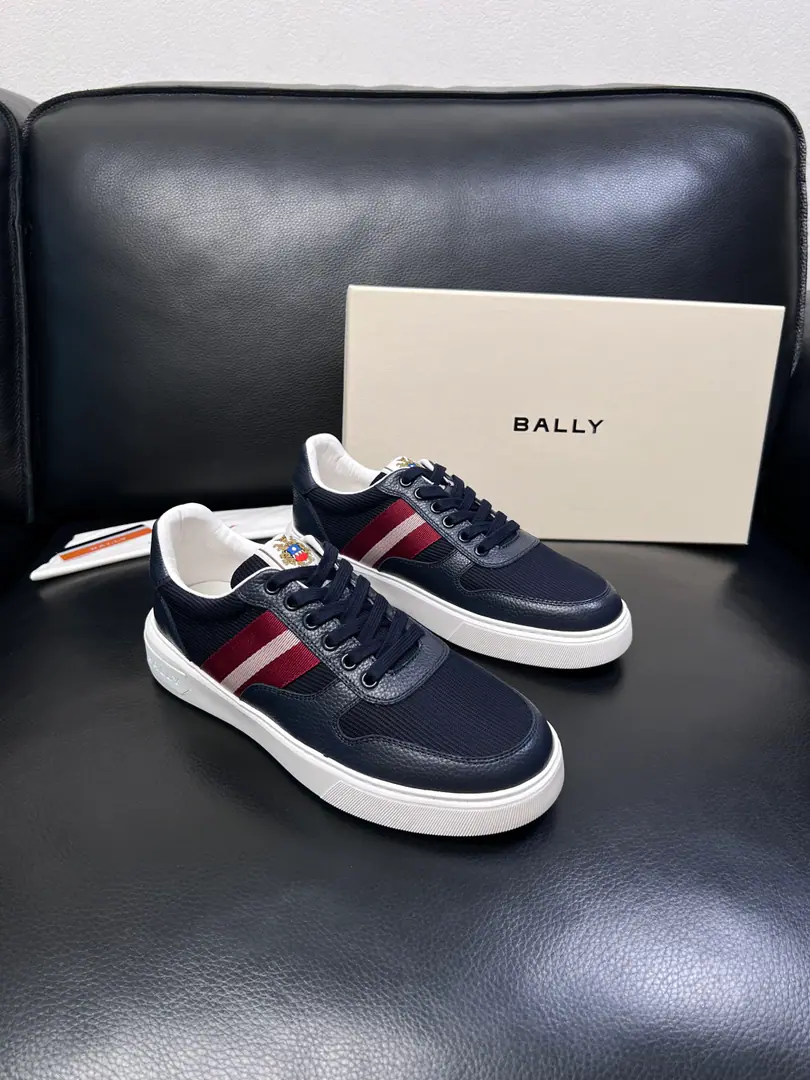 BALLY High Quality Top-level craft Barry. The cabinet is configured with the original plant, The salami is imported into the country., Imported water- dyeed cattle mats, Shoes under the sole.: The original plant is used for the original base., It's super comfortable to be a sole-acting base., The original factory and the single., Welcome to the comparison., Codes 38-44（Sold 45 46）