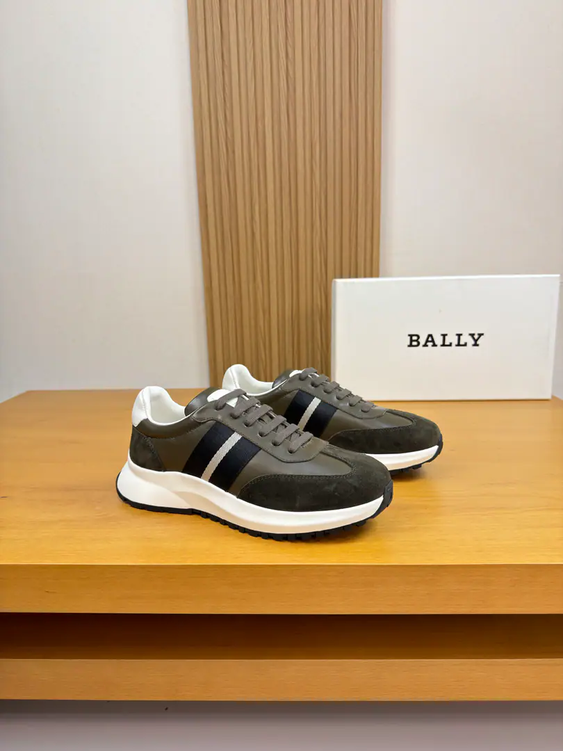【 BALLY】Barry. High-end quality Original List·Leisure sports shoes Shoe.: Imports🔝Napa Skin., Anti-feathers., Sewn brands of shoe-cars., Shoe tongue..The brand of the car.logoPlastic module Uchi.: Water-tied cow skin. Otsumi!: It's so light.TPUBubbles·Rubber. Double-coloured base Super-high-quality control.·- I'm doing a little work.: Highlight(High-end·- How expensive.·Slot) Size: 38-44（45, Make a reservation.)·BL0157
