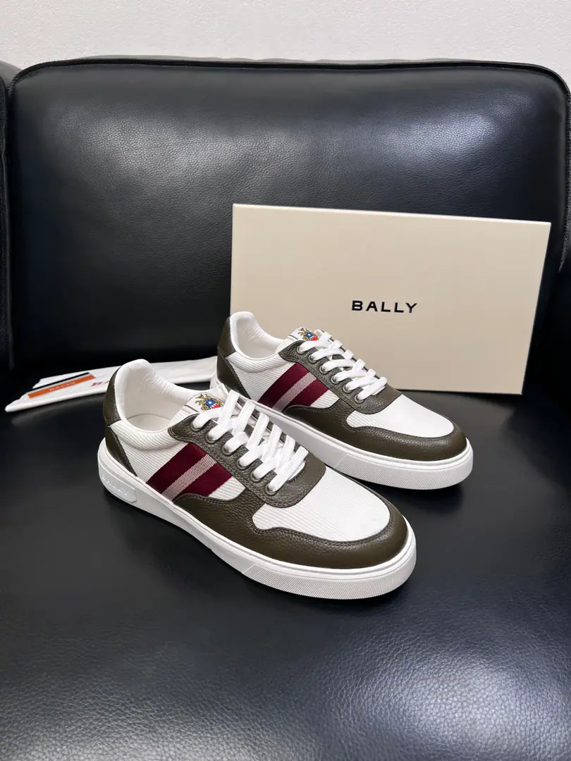 BALLY High Quality Top-level craft Barry. The cabinet is configured with the original plant, The salami is imported into the country., Imported water- dyeed cattle mats, Shoes under the sole.: The original plant is used for the original base., It's super comfortable to be a sole-acting base., The original factory and the single., Welcome to the comparison., Codes 38-44（Sold 45 46）