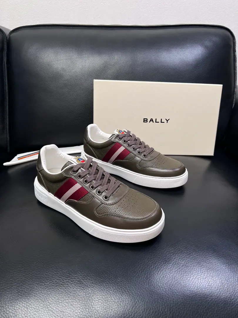 BALLY High Quality Top-level craft Barry. The cabinet is configured with the original plant, The salami is imported into the country., Imported water- dyeed cattle mats, Shoes under the sole.: The original plant is used for the original base., It's super comfortable to be a sole-acting base., The original factory and the single., Welcome to the comparison., Codes 38-44（Sold 45 46）