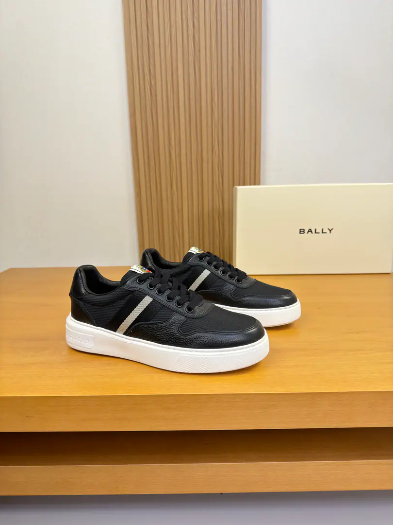 【 BALLY】Barry. High-end quality Original List·Leisure sports shoes Shoe.: Imports🔝Skin of a stale calf., The brand of high-swipe stripes., Shoes..Car-sewn branding., Shoe tongue..The brand of the car.logoCursor, Back up..Air pressure brandlogo Uchi.: Water-tied cow skin. Otsumi!: It's so light.TPUBubbles.Rubber. Combination to the base Super-high-quality control.·- I'm doing a little work.: Highlight(High-end·- How expensive.·Slot) Size: 38-44（45, Make a reservation.)·BL0157