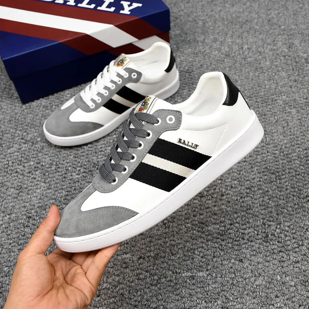 P👟👟👟BALLY/Barry's new leisure shoes., ♪ ♪ Elegance and innovation ♪. Big-end brand.LogoMark, Morten is a great man., The shoe tongue has a branded letter logo., No undisclosed description of brand style.！The rubber floor.！♪ And the upper feet are soft and comfortable ♪！38-44（45Do it.）