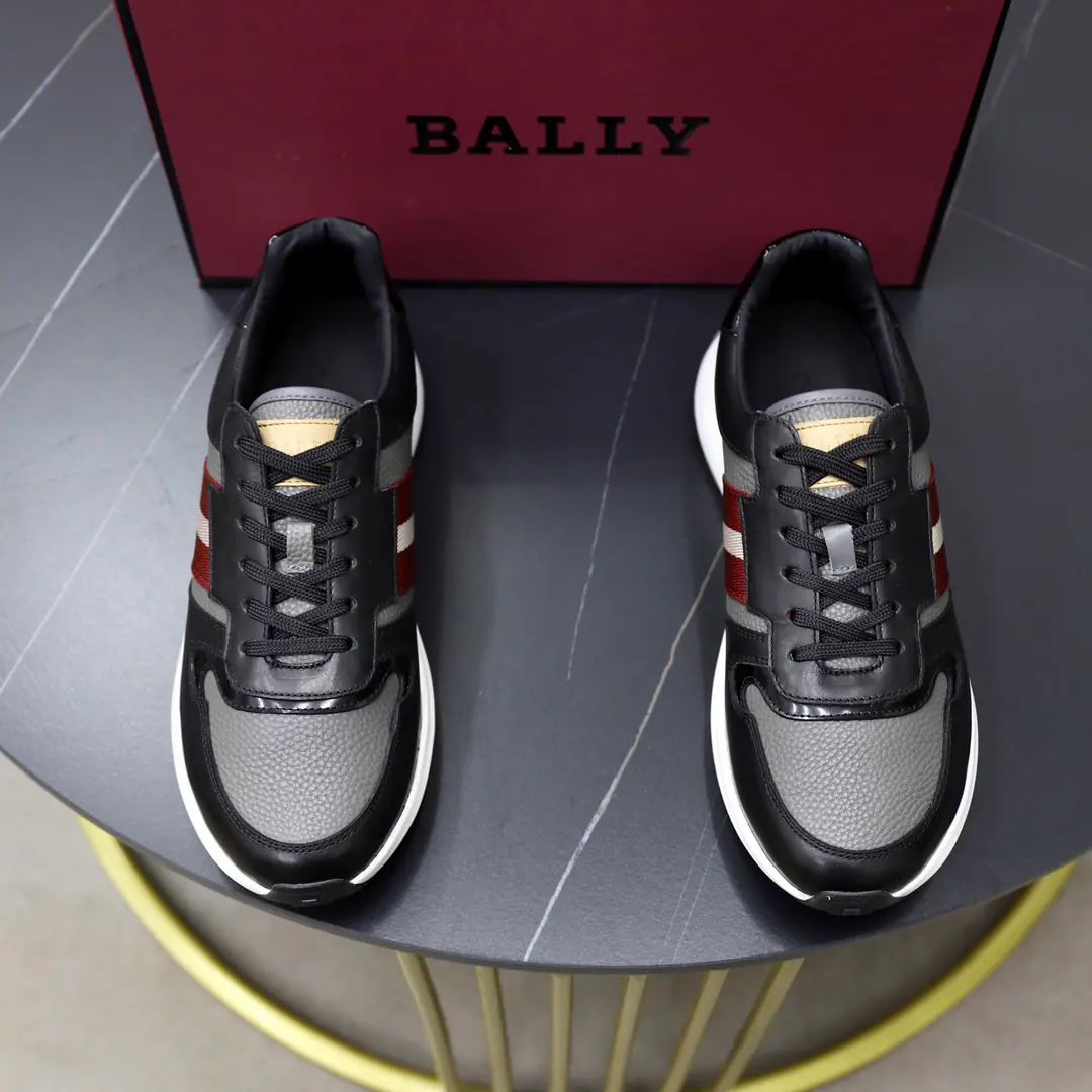Get out of the factory. Bally/Barry. New man leather swipes with leisure sneakers. The original cow's skin is made of a pure colored recloth design style. Comfortable air is excellent. Classic.BHome red and white stripe badge decoration I'm not sure.“BALLY”Silver LetterslogoDot Personality. It's a very good recognition. A staircase with a cow. The soles of the rubber-coloured shoes. The upper foot is extremely comfortable. Quality perception It's cozy and light. Size: 38-39-40-41-42-43-44 （45Make a reservation.）Standard leather shoe size.
