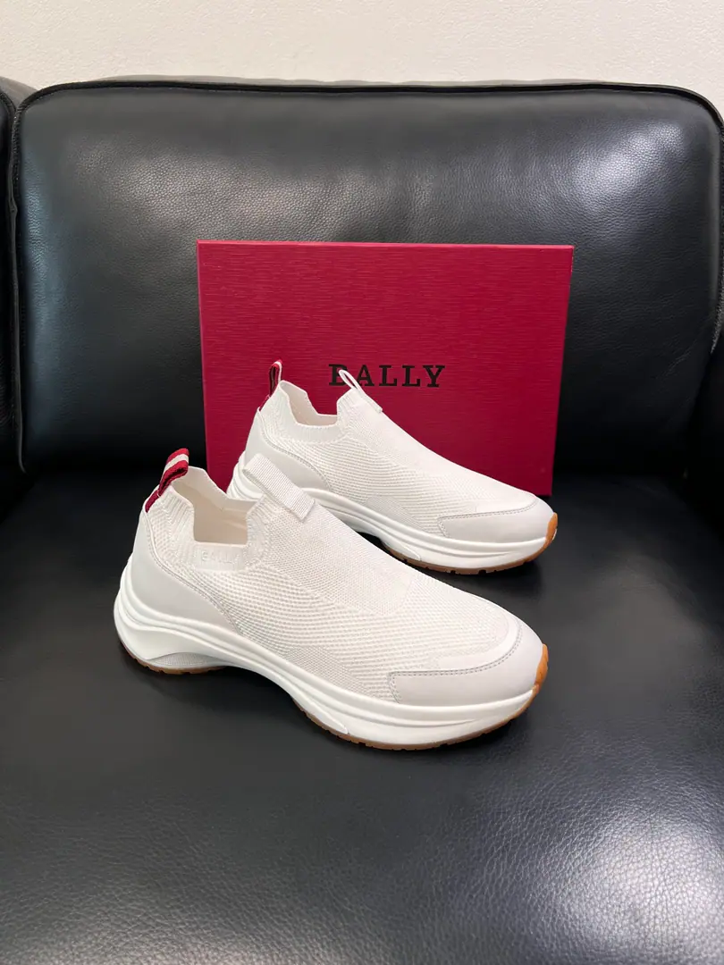 BALLY High Quality Top-level craft Barry. The cabinet is configured with the original plant, The shoes are in the form of a skin-weaving paste., Imported water- dyeed cattle mats, Shoes under the sole.: The original plant is used for the original base., It's super comfortable to be a sole-acting base., The original factory and the single., Codes 39-44（Sold 45 ）