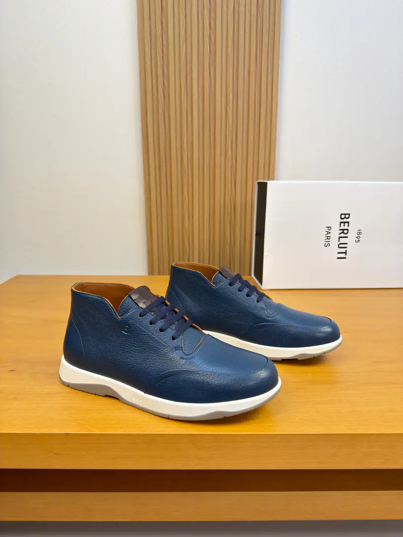 【 Berluti】Borrutti.(Brute.) High-end quality Original List·Goose and sports shoes. Shoe.: Imports🔝Skin of a stale calf., Shoes..Shoe tongue..Air pressure brandlogo Uchi.: Water-tied cow skin. Otsumi!: It's so light.TPR·Rubber. Double-coloured base Super-high-quality control.·- I'm doing a little work.: Highlight( High-end·- How expensive.·Slot ) Size: 39-44（38.45.Make a reservation.)·B0122