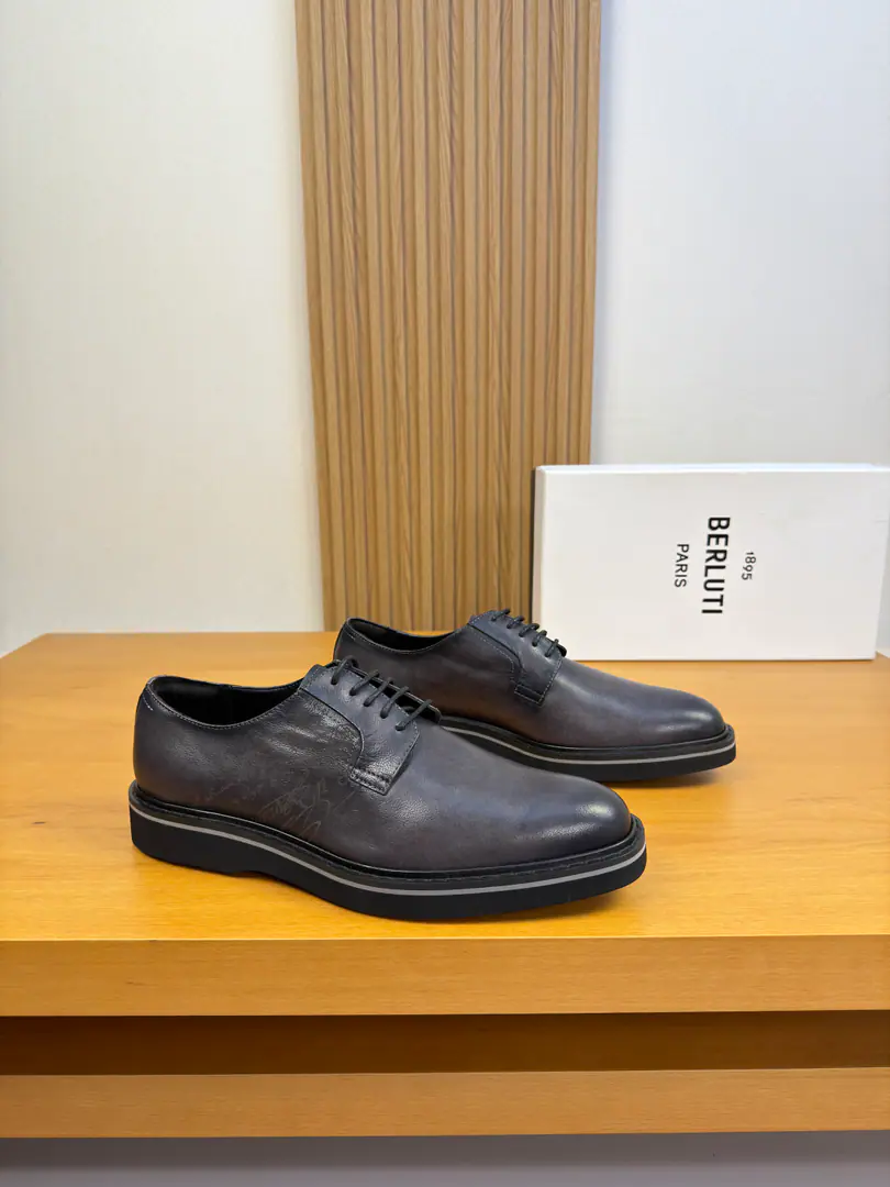 【 Berluti】Borrutti.(Brute.) High-end quality Original List·- It's a leather shoe. Shoe.: Imports🔝Import all the skins of the calf..Pure manual color modification process.Laser brand totem, Shoe-and-hel-drive reverse-wire process Uchi.: Water-tied cow skin. Otsumi!: It's so light.TPUBubbles·Rubber. Combination to the base Super-high-quality control.·- I'm doing a little work.: Highlight( High-end·- How expensive.·Slot ) Size: 39-44（38, 45, 46, Make a reservation.)·BLT0155