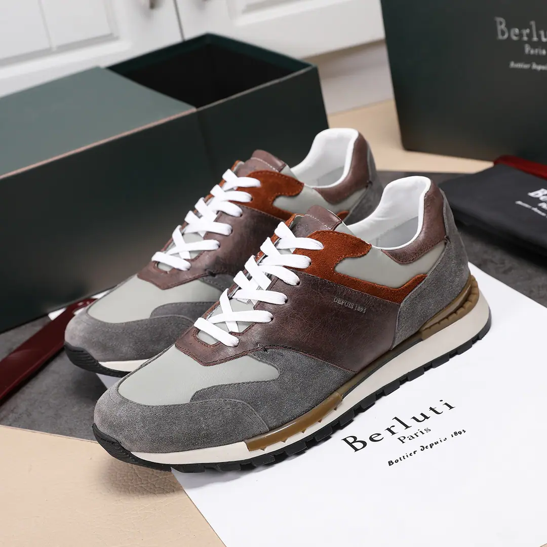 BerlutiSeries！The luxuries of Peng Yu. Back to brand gene.-patinaThe ancient colour., I've learned from the man who made the stone to create a new marble.. The dyeing process is upgraded, I want to combine the idea of the classics and the idea of innovation.. Bullskins.+In the cow's skin.+tpuOtsumi! Size:38-44 Close