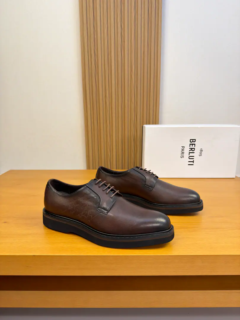 【 Berluti】Borrutti.(Brute.) High-end quality Original List·- It's a leather shoe. Shoe.: Imports🔝Import all the skins of the calf..Pure manual color modification process.Laser brand totem, Shoe-and-hel-drive reverse-wire process Uchi.: Water-tied cow skin. Otsumi!: It's so light.TPUBubbles·Rubber. Combination to the base Super-high-quality control.·- I'm doing a little work.: Highlight( High-end·- How expensive.·Slot ) Size: 39-44（38, 45, 46, Make a reservation.)·BLT0155