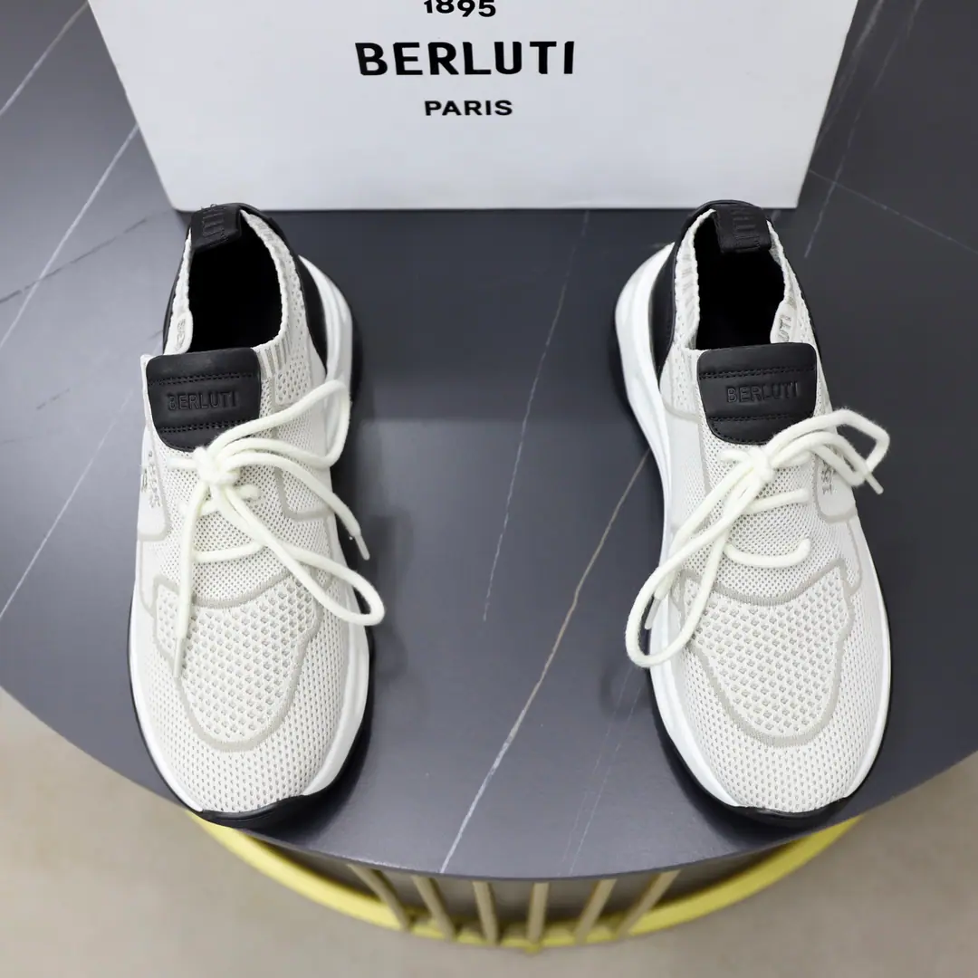 Get out of the factory. BerlutiBrute. New leather men's sneakers. This sneaker uses beehive-like knitted shoe., Back with the leather., - It's a good air., Structural stability, It's so cozy., You're not tired of wearing it.！The frenzy shoes are pretty big and stylish., It's good to support the foot., Undefined Design, Shoehead and heel were reinforced., It's a guarantee of air., And I've increased the durability of shoes.！Under the barbed-up., Soft and tender.TPUSlip-proof, sandal soles., I'm a little more comfortable on my feet., I'm comfortable with air.！Full packaged dustproof bags！ Codes: 38-39-40-41-42-43-44（4546- It's a deal.）