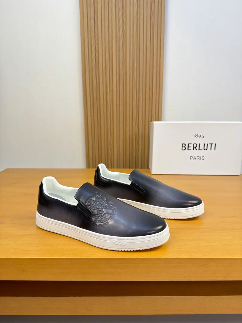 【 Berluti】Borrutti.(Brute.) High-end quality Original List·Leisure sports shoes Shoe.: Imports🔝Napa Skin-water shampoo process, Shoes..Air pressure brand totem, Back up..Air pressure brandlogo Uchi.: Water-tied cow skin. Otsumi!: It's so light.TPR·Rubber. Form Super-high-quality control.·- I'm doing a little work.: Highlight( High-end·- How expensive.·Slot ) Size: 39-44（38, 45, 46, Codes can be ordered.)·B0182