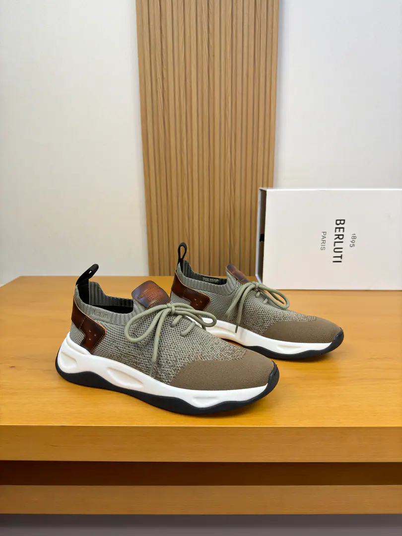 【 Berluti】Borrutti.(Brute.) High-end quality Original List·Leisure sports shoes Shoe.: Imports🔝Skins of the calf., The brand is thick and weave.(Wire)Boobies., The shoe tattoo.LogoTotem., Shoe-tucking brand.Logo, Back and brand.logoWeaving Uchi.: Foot.. Water-tied cow skin. Otsumi!: It's so light.TPUBubbles·Rubber. Double-coloured base Super-high-quality control.·- I'm doing a little work.: Highlight( High-end·- How expensive.·Slot ) Size: 39-44（38, 45, 46, 47, Codes can be ordered.)·B0234