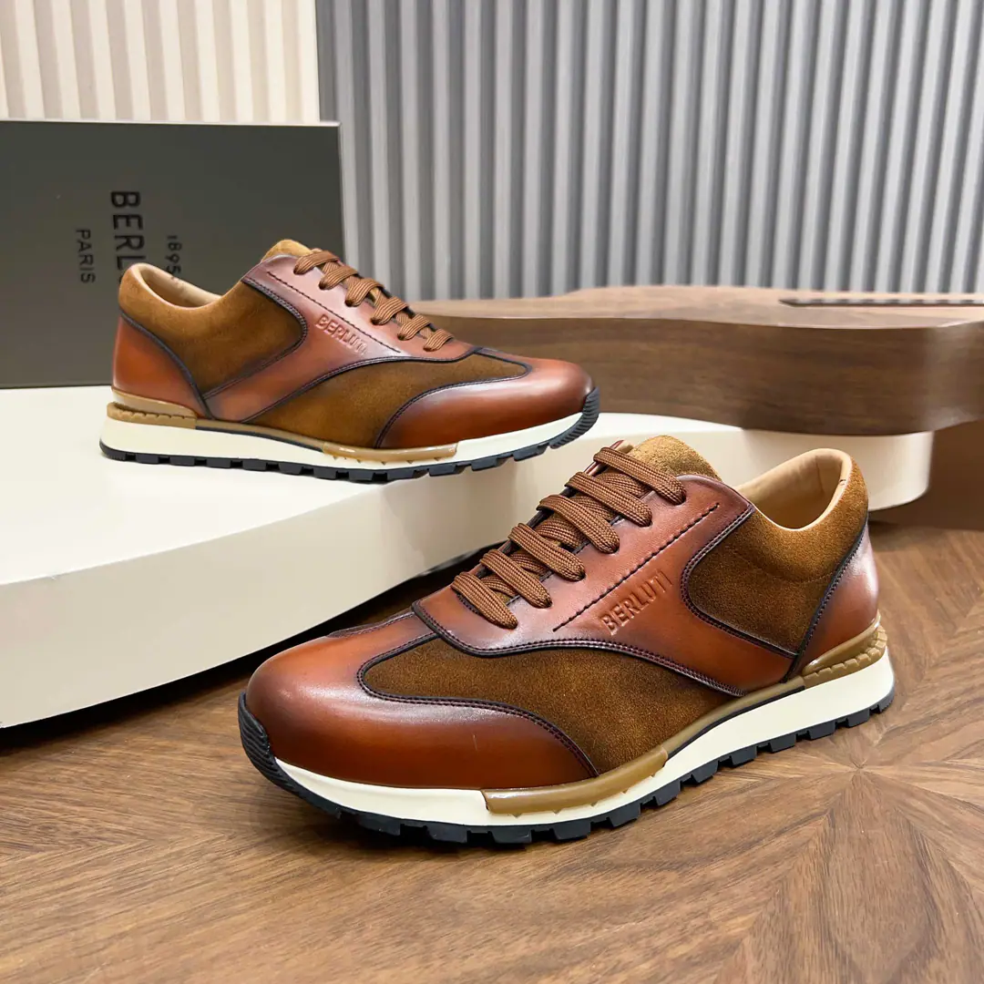 💋💍Berlut* Brute. New Series Sport TrackLeather and nylon low-skinning shoes. Official sales priceRMB, This sneakers is in Italy.🇮🇹Imported cow embryos to connect technology webwork Artificial color modification and coloring. The inside water dyes the skin of the cow. A separate cow's skin bounces back. Full details. 1895I'm not sure I'm sure I'm sure I'm sure I'm not., Shoe-tone-tube stamp.BWordlogo Black and White Original Original Base The soles are very athletic., The shoe head is in a narration., The line of mooring contrasts with the heel color.. MatchFast TrackAnd there we are., Expressing a young fashion attitude and a mindless sport.. Standard leather shoe code number: 39-44. Custom45 46