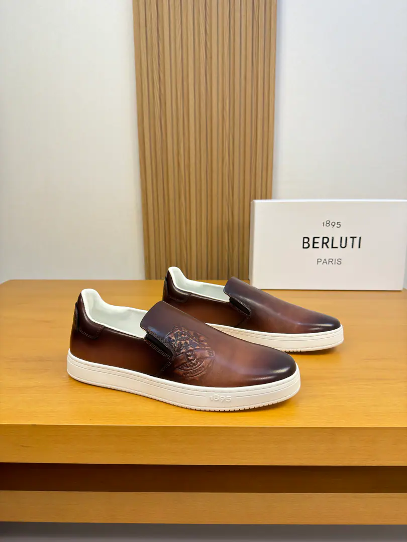 【 Berluti】Borrutti.(Brute.) High-end quality Original List·Leisure sports shoes Shoe.: Imports🔝Napa Skin-water shampoo process, Shoes..Air pressure brand totem, Back up..Air pressure brandlogo Uchi.: Water-tied cow skin. Otsumi!: It's so light.TPR·Rubber. Form Super-high-quality control.·- I'm doing a little work.: Highlight( High-end·- How expensive.·Slot ) Size: 39-44（38, 45, 46, Codes can be ordered.)·B0182