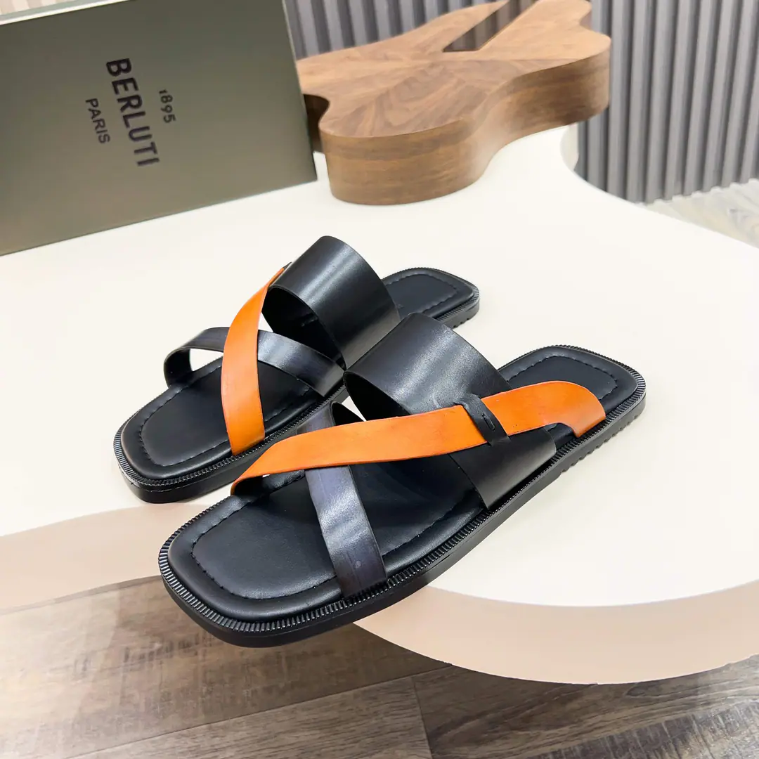 . Official Network1:1 ⚠️【BERLUT＊】 ⚠️Artificial paint for color. ⚠️Fashion slippers ⚠️Positive: 39One.44 ⚠️High-tech pure handcraft🐂Goods！Fashion slippers are very high.💯💯Artificial painting of cattle skins in Italy.(It's super-high., A touch.), A full bag of cattle.！The bubbles are so frugal that the skin is so thick.！！Super-cerial sense！Gentleman.！4546I'll make sure I don't change it.