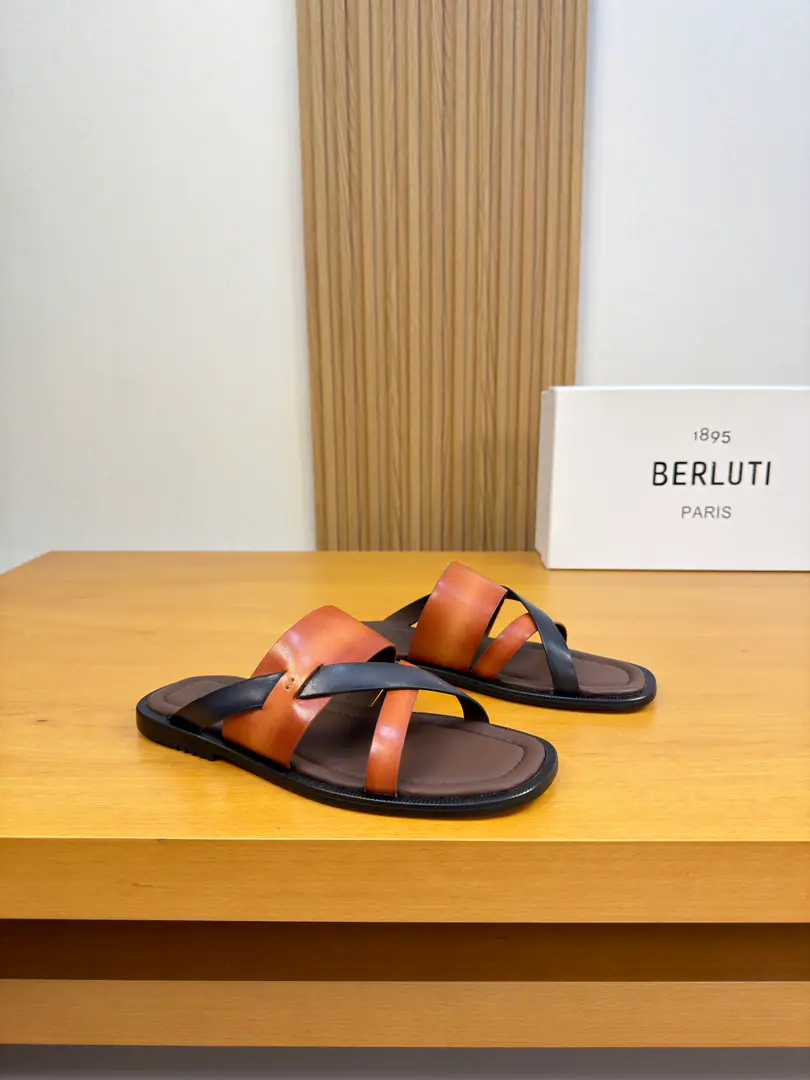 【 Berluti】Borrutti.(Brute.) High-end quality Original List·- Rhythm slippers. Shoe.: Imports🔝Napa Skin-water shampoo process, Water table.Napa Skin. Uchi.: Water-tied cow skin. Otsumi!: It's so light.TPRRubber·Real leather.. Combining is a big-ass skin. Super-high-quality control.·- I'm doing a little work.: Highlight( High-end·- How expensive.·Slot ) Size: 39-44（38.45.46.47.48.Codes can be ordered.)·B0182