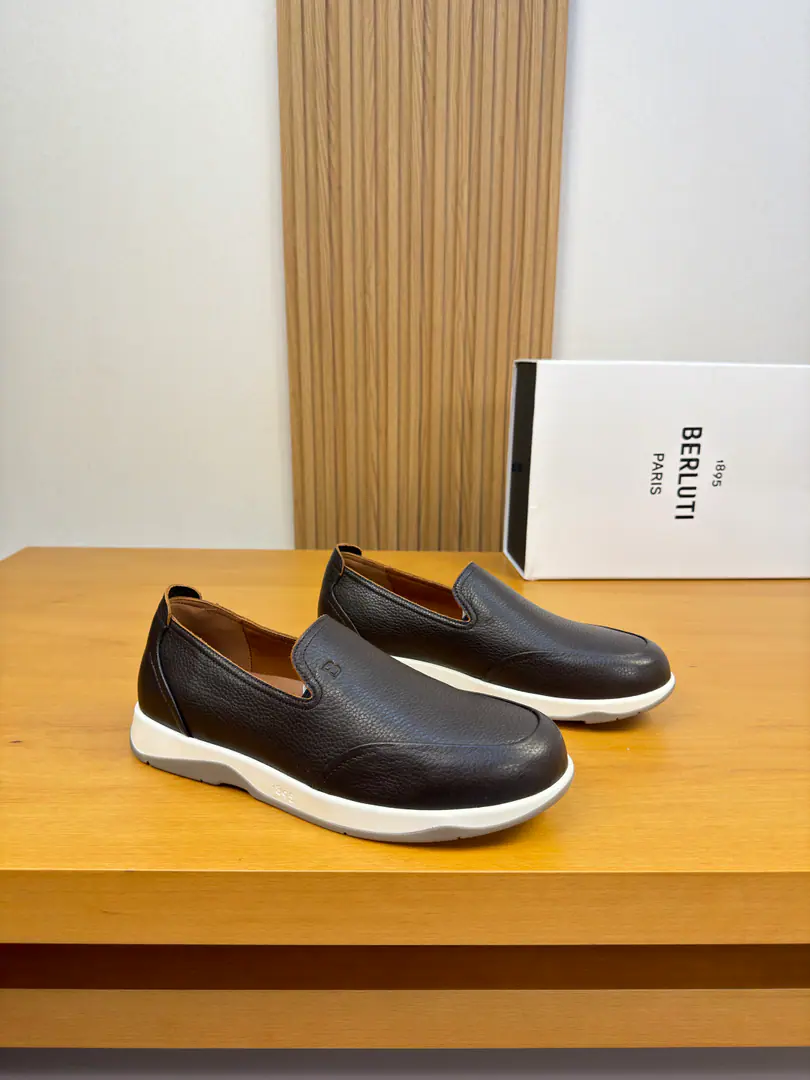 【 Berluti】Borrutti.(Brute.) High-end quality Original List·Leisure sports shoes Shoe.: Imports🔝Skin of a stale calf., Shoe tongue..Air pressure brandlogo Uchi.: Water-tied cow skin. Otsumi!: It's so light.TPR·Rubber. Double-coloured base Super-high-quality control.·- I'm doing a little work.: Highlight( High-end·- How expensive.·Slot ) Size: 39-44（38.45.Make a reservation.)·B0122