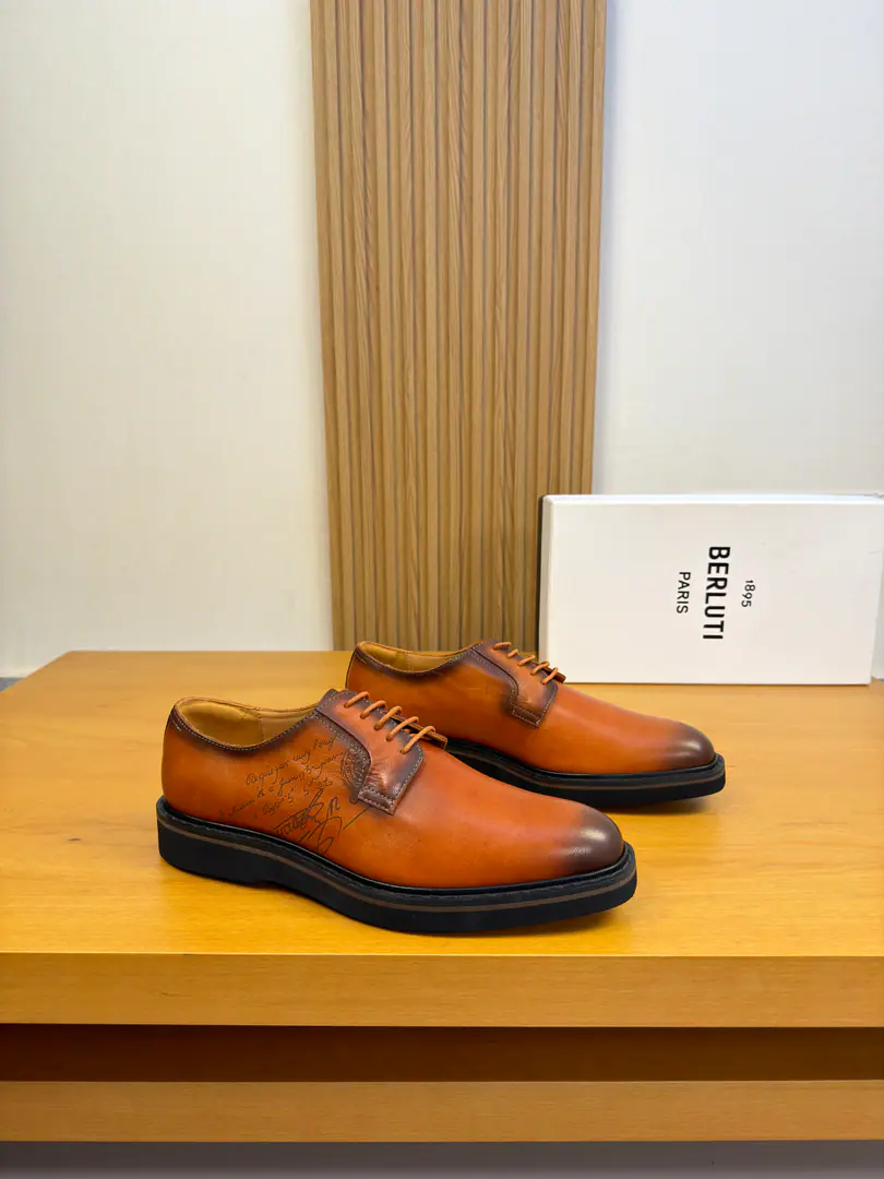 【 Berluti】Borrutti.(Brute.) High-end quality Original List·- It's a leather shoe. Shoe.: Imports🔝Import all the skins of the calf..Pure manual color modification process.Laser brand totem, Shoe-and-hel-drive reverse-wire process Uchi.: Water-tied cow skin. Otsumi!: It's so light.TPUBubbles·Rubber. Combination to the base Super-high-quality control.·- I'm doing a little work.: Highlight( High-end·- How expensive.·Slot ) Size: 39-44（38, 45, 46, Make a reservation.)·BLT0155