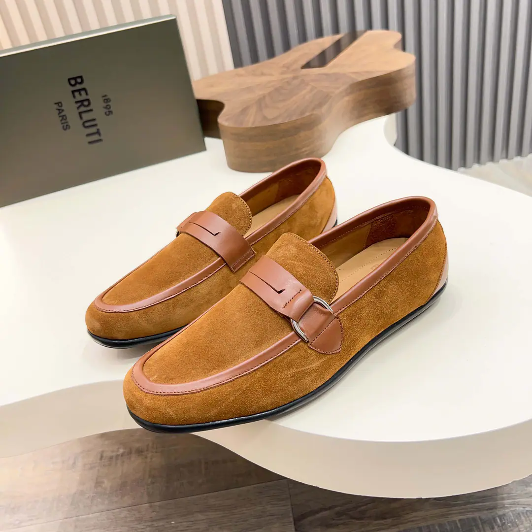 Berlui/Brute. Handmade men's leather shoes., Italian imports Cow-faced. The inside calf skin. It's not a quality market. Details are fine. Inreben dyes the cow skin.. Dollar Size: 39-44 45Sold