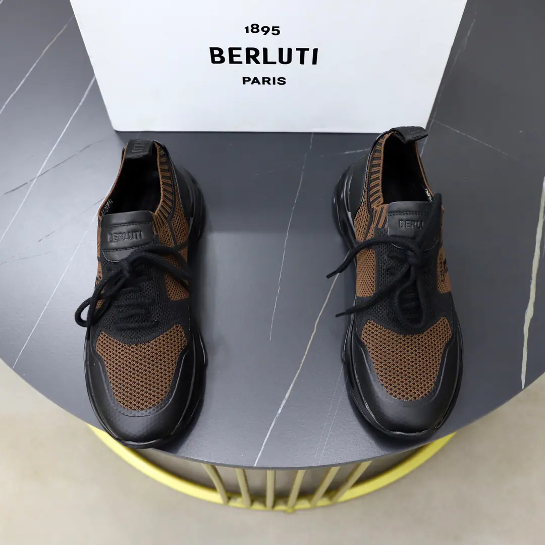 Get out of the factory. BerlutiBrute. New leather men's sneakers. This sneaker uses beehive-like knitted shoe., Back with the leather., - It's a good air., Structural stability, It's so cozy., You're not tired of wearing it.！The frenzy shoes are pretty big and stylish., It's good to support the foot., Undefined Design, Shoehead and heel were reinforced., It's a guarantee of air., And I've increased the durability of shoes.！Under the barbed-up., Soft and tender.TPUSlip-proof, sandal soles., I'm a little more comfortable on my feet., I'm comfortable with air.！Full packaged dustproof bags！ Codes: 38-39-40-41-42-43-44（4546- It's a deal.）