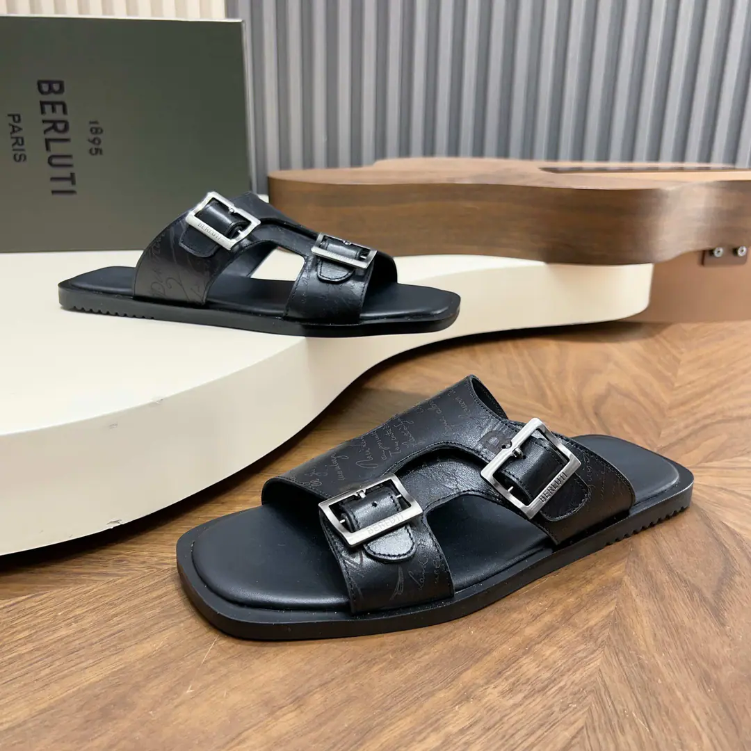 . Official Network1:1 ⚠️【BERLUT＊】 ⚠️Artificial paint for color. ⚠️Fashion slippers ⚠️Positive: 39One.44 ⚠️High-tech pure handcraft🐂Goods！Fashion slippers are very high.💯💯Artificial painting of cattle skins in Italy.(It's super-high., A touch.), A full bag of cattle.！The bubbles are so frugal that the skin is so thick.！！Super-cerial sense！Gentleman.！4546I'll make sure I don't change it.