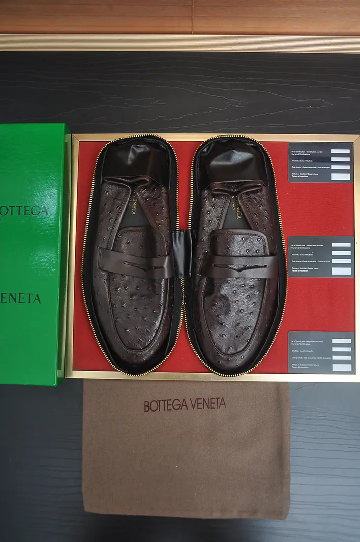 Get out of the factory. 【Botteg Venetta(BV)】（Wallet shoes.）New exclusive. New money for the network. Top-of-shoe calf skin made above the shoe surface A delicate touch. The quality of luxury. For men's delicate weights. It's a noble place to be. A carefully designed Mark hand-made stitch. Fluid Lines In the whole sheep's skin., Sweatwash comfort. 39-44