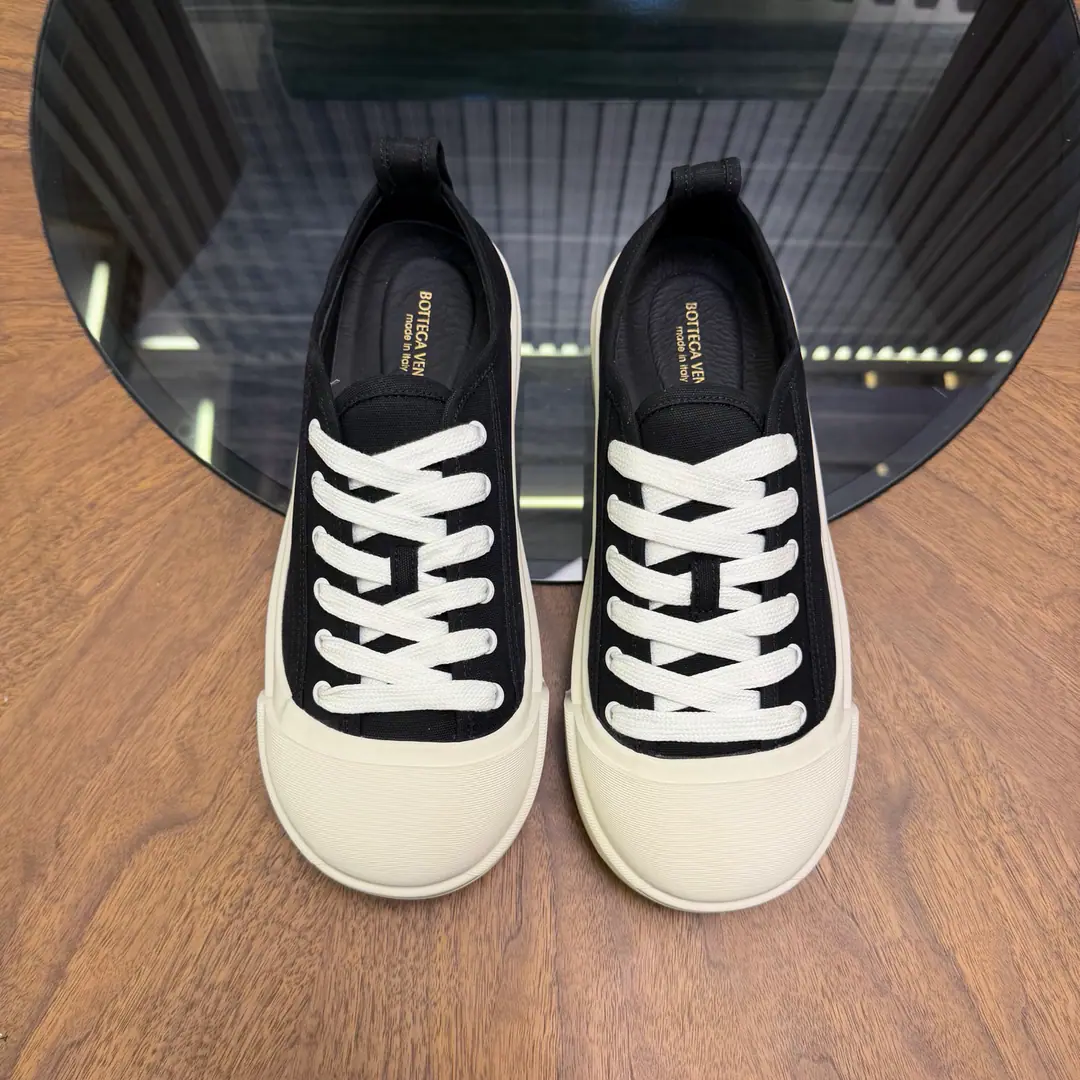 🔥🔥BottegaVenet*BV New Mickey's got a big, fat shoe.VulcanCouples' sneakers. The shoe face is imported into the original cow skin. Inrei imports sheep skin., OriginalTPUOtsumi! Codes39-44 （38.45Do it.）