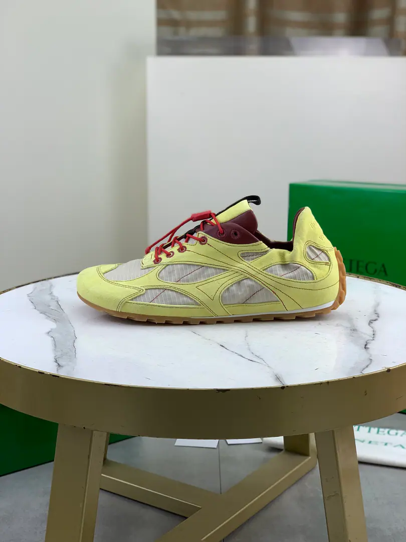 Plant prices Top Quality💎💎💎 BOTTEGA VENETAThe network is synchronizing the latest money. Top-level market top versionBVGoose shoes., Accept material matching Shoes comparison Process Comparison It's practical and qualitative.·It's a lot of things., The more you look, the more you smell.. Pure hand-weaving process Shoe-faced material, Import originals to produce calf skin Quality water in the inside. Original private template customizes to bottom Size: Men39-44（38 45 46Do it.） OriginalBVGreen Box, Full package.